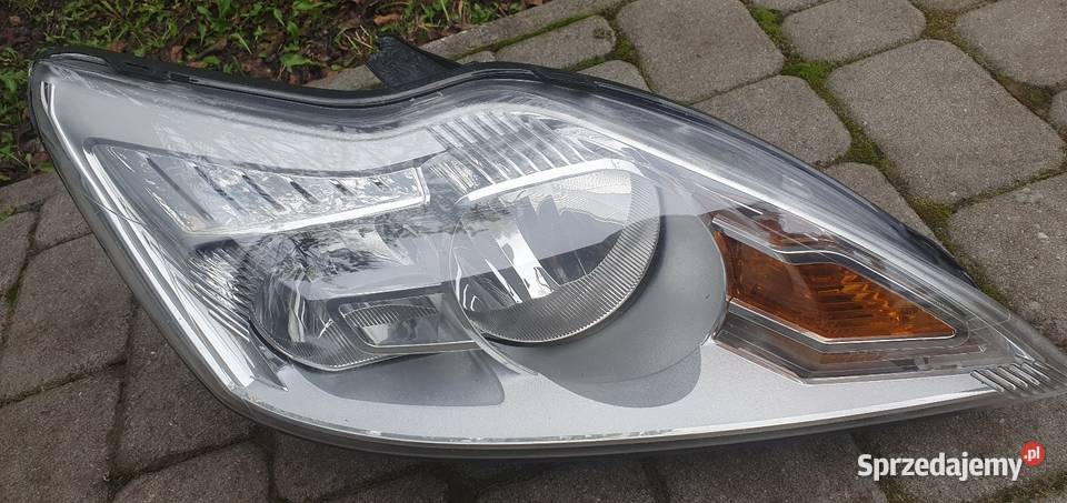 Ford Focus 2 Mk2 LIFT lampa przód prawa WYSYŁKA Pobiedziska sprzedam