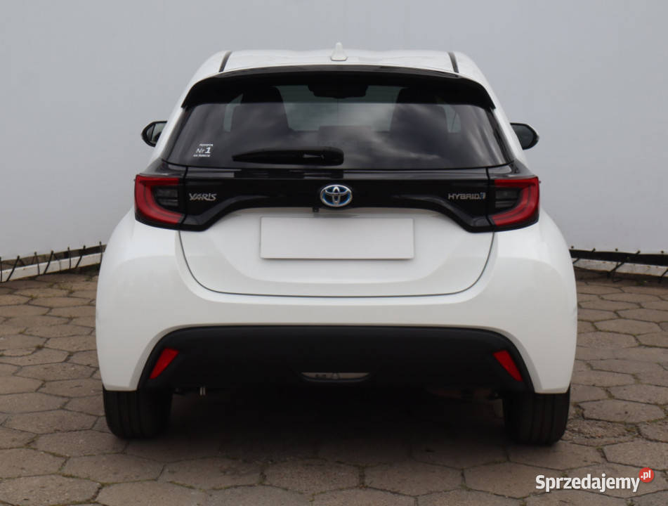 Toyota Yaris 15 VVTi Hybrid światła przeciwmgielne Łódź