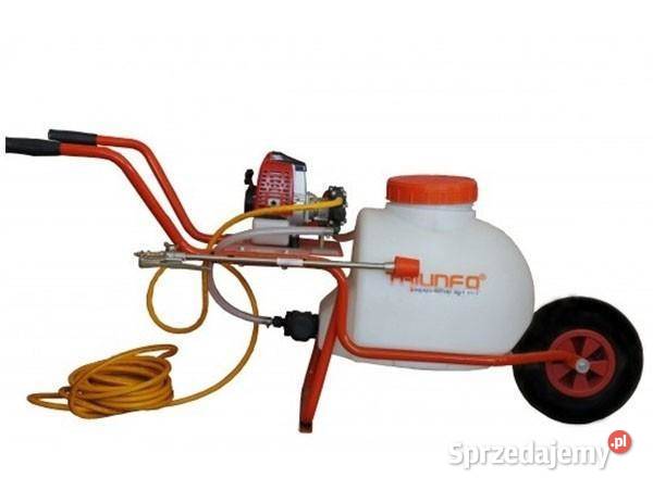 TRIUNFO ST4514 OPRYSKIWACZ SPALINOWY JEZDNY Opalenica