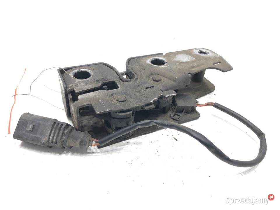 ZAMEK MASKI PRZÓD SKODA ROOMSTER Van minibus osobowe