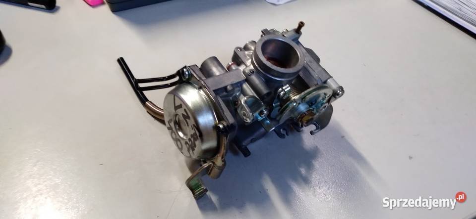 Gaźniki Przód Suzuki Marauder VZ 400 małopolskie Brzeszcze