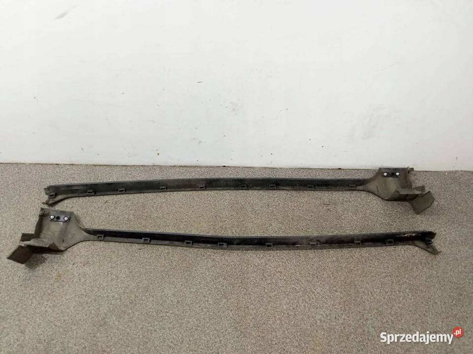 OSŁONA PROGU LISTWA NAKŁADKA KOMPLET Dacia Rok produkcji 2019 sprzedam