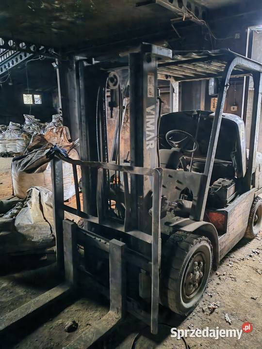 Wózek widłowy widłak 35 T Wózki widłowe Woźniki