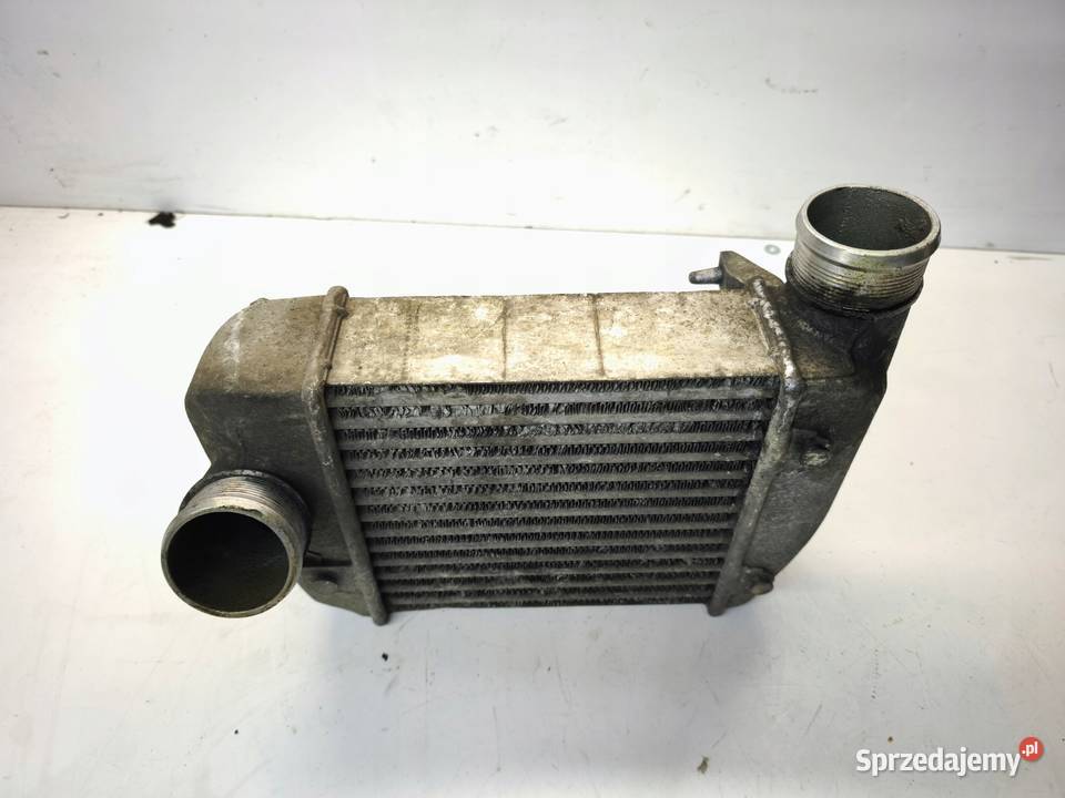INTERCOOLER CHŁODNICA POWIETRZA LEWA AUDI A6 C6 Przystajń