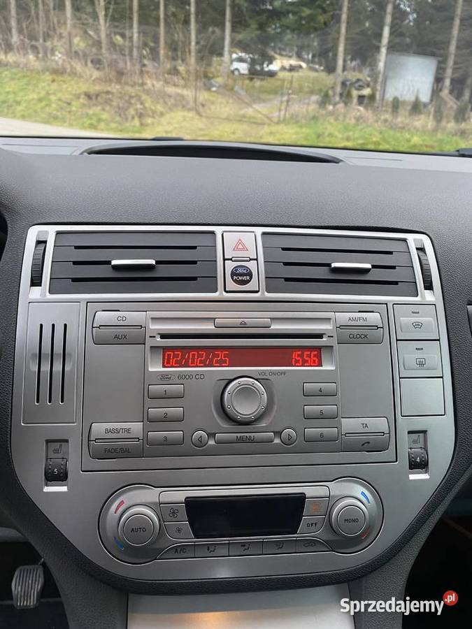 Ford Kuga stan Panoramiczny dach