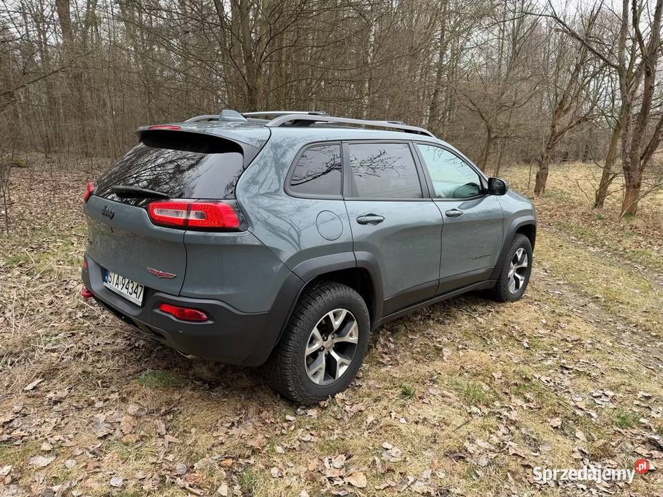 Jeep Cherokee Trailhawk 32 V6 krajowy Tarnowskie Góry sprzedam