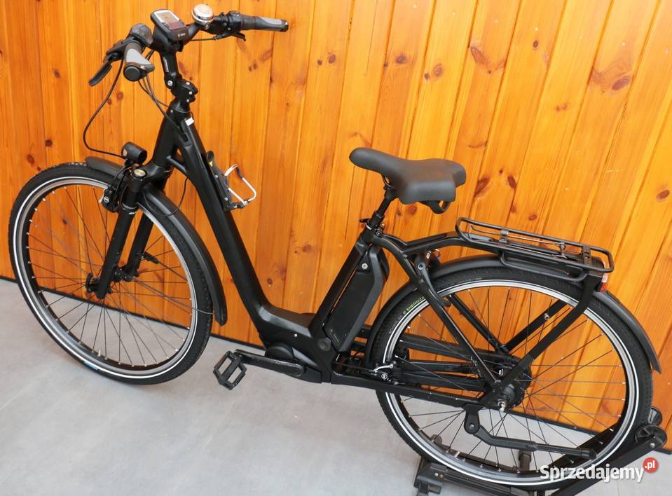 Rower elektryczny Cube Town na Boschu Milanówek