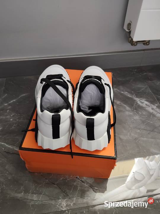 Buty Hermes białe 43 Wągrowiec
