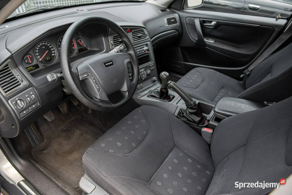 Volvo V70 24i 140 Super Stan Opłacony II Zwoleń sprzedam