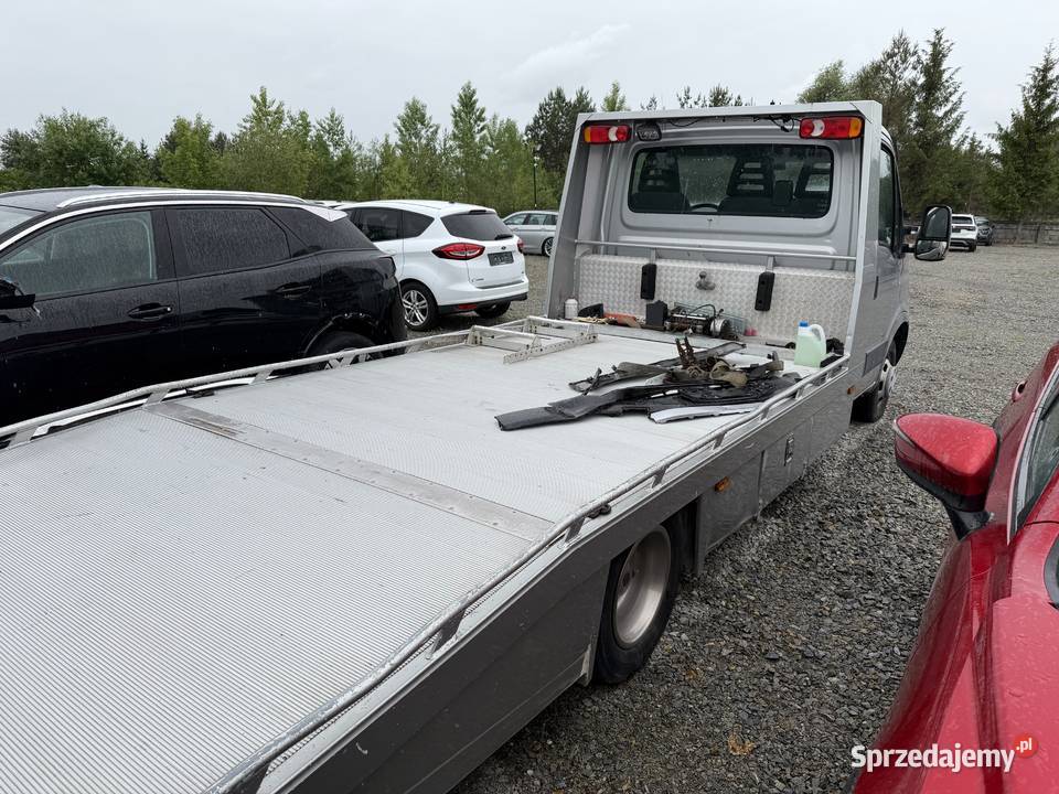 IVECO DAILY 30 180 Laweta 2008r Lift Sprawna Prudnik