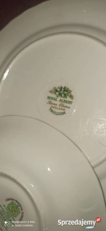 Filiżanka z 2 talerzykami
Royal Albert Paragon Gdańsk