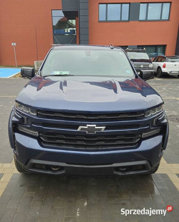 CHEVROLET Silverado 1500 Z71 RST 53L V8 4x4 Mojusz
