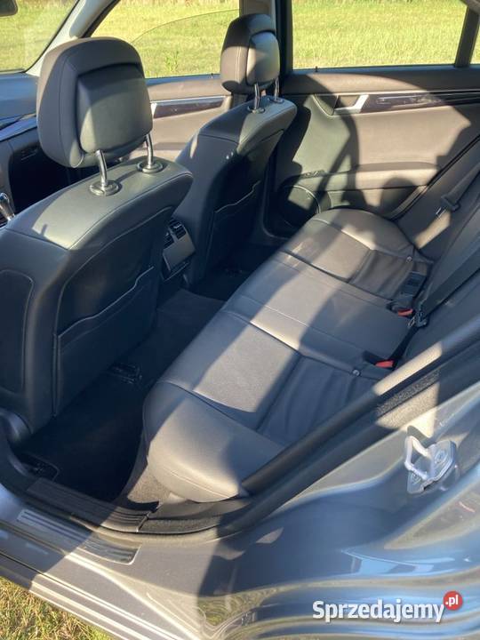 Mercedes c klasa poliftowy stan idealny 141000km Piotrków Trybunalski