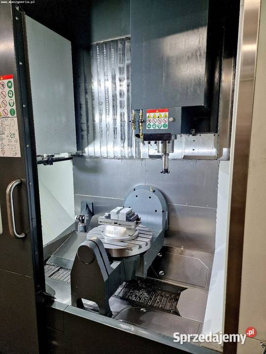 Centrum obróbcze CNC HAAS UMC750SS 5OSI Jelenia Góra