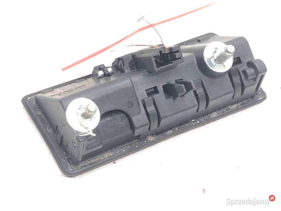 KLAMKA KLAPY TYŁ VW PASSAT B7 5N0827566 Kombi podkarpackie