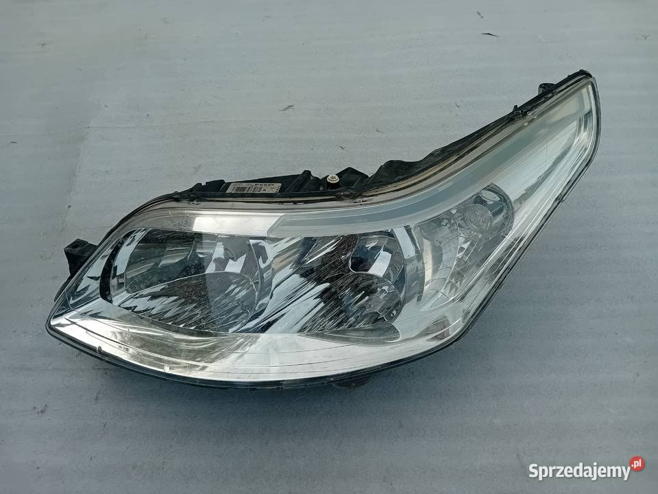 Citron C4 reflektor lampa lewy przód Przeźmierowo