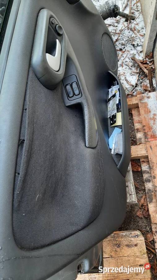 drzwi lewe Opel Corsa C 5drzwi klapa i inne lak osobowe Drzwi sprzedam