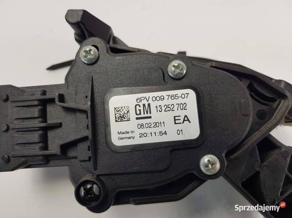 PEDAŁ ASTRA J 13252702 osobowe Lipno sprzedam