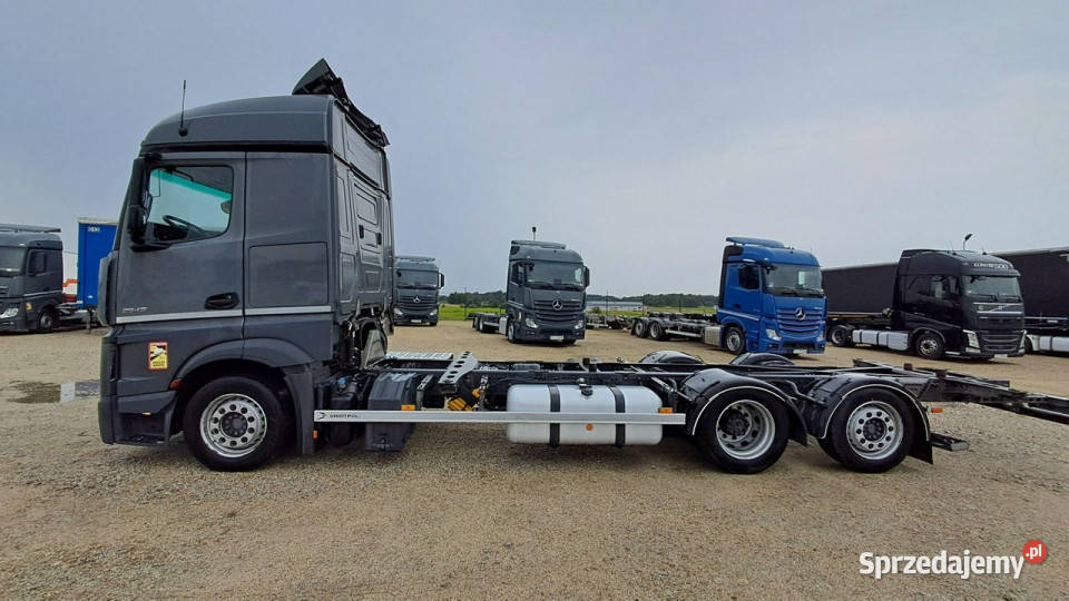 Mercedes Actros Komorniki