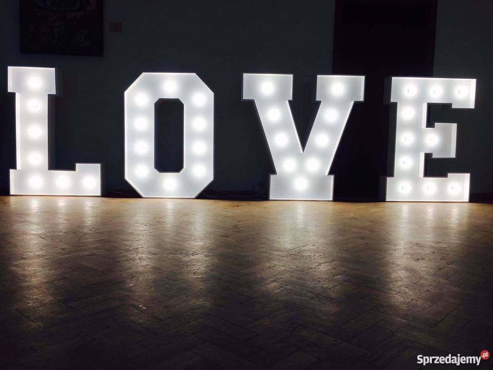 Duży podświetlany napis LOVE Wrocław
