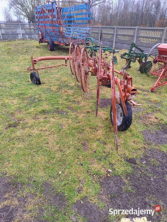 Zgrabiarka Zgrabiarki i przetrząsacze świętokrzyskie Krasocin