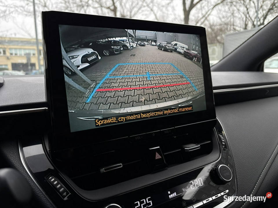 Toyota Corolla 18 Hybrid COMFORT salon Polska Kombi Warszawa