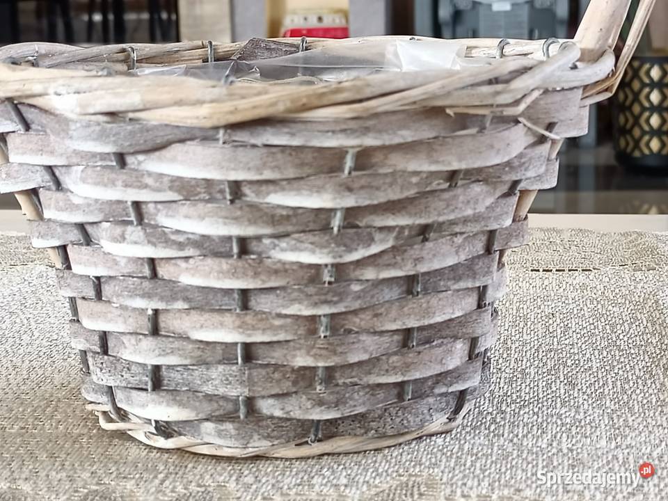 Koszyk pleciony z wikliny sielski styl na Zamość