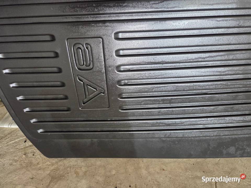 Mata bagażnika audi A6 c7 sedan Pozostałe Rzeszów sprzedam