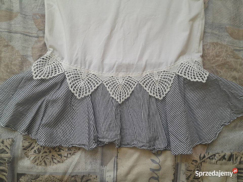 Shein Bluzka z koronką i falbanką M Inowrocław