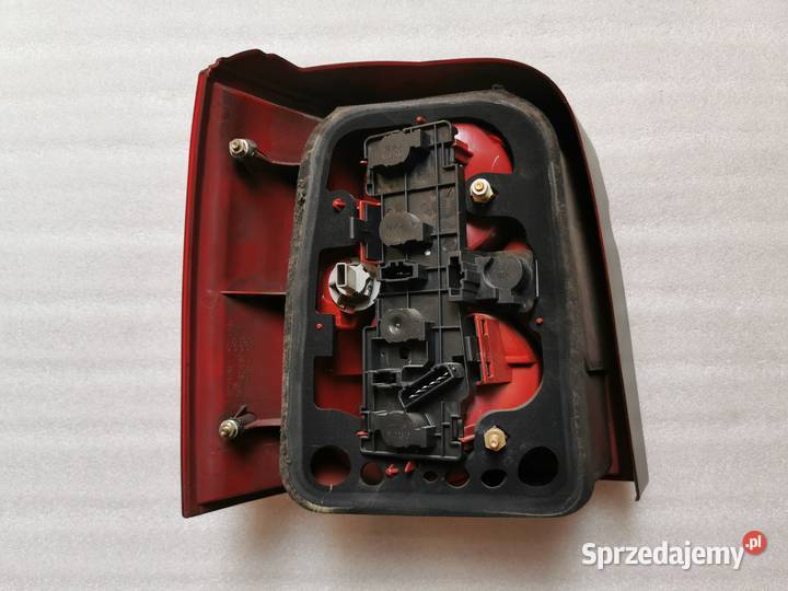 Lampa Prawy Tył Tylna Prawa VW Passat B5 Lift lampy tylne