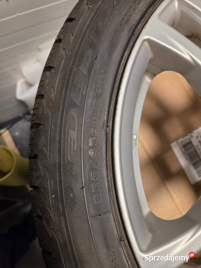 Koła zimowe komplet prawie nowe opony 23545 R18 Kraków