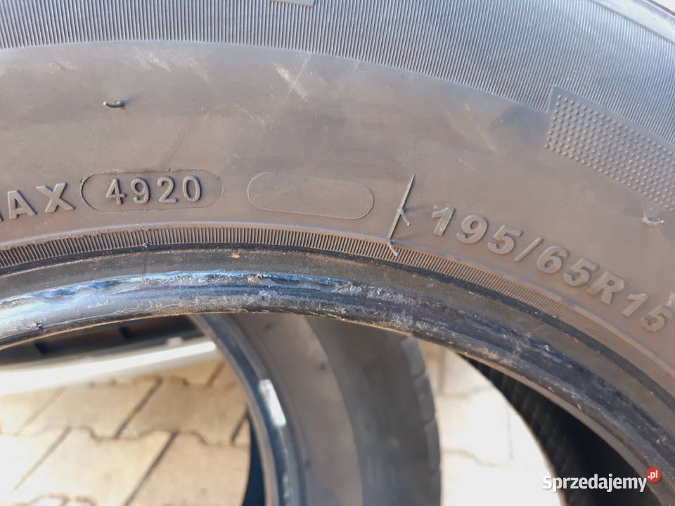 4 opony 19565 R15 Nałęczów sprzedam