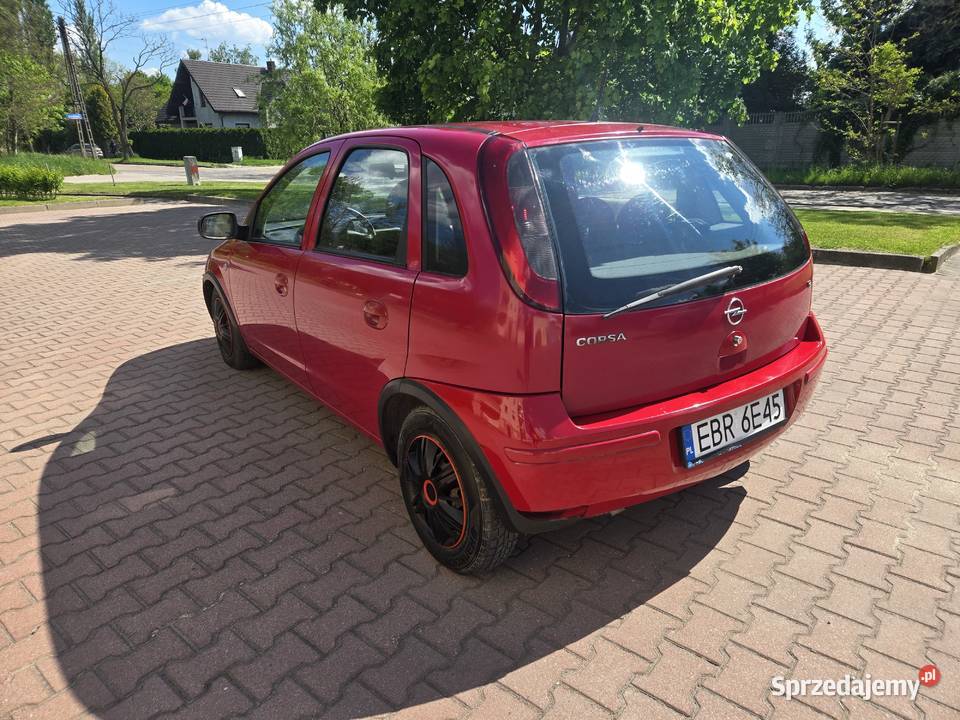 Opel Corsa 12 benzyna 2004 stan Klima sprawna benzyna łódzkie