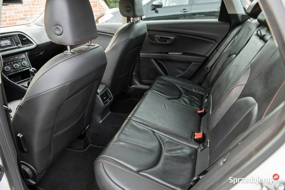 Seat Leon Sportstourer FR 20TDI CR 184 Full Zwoleń