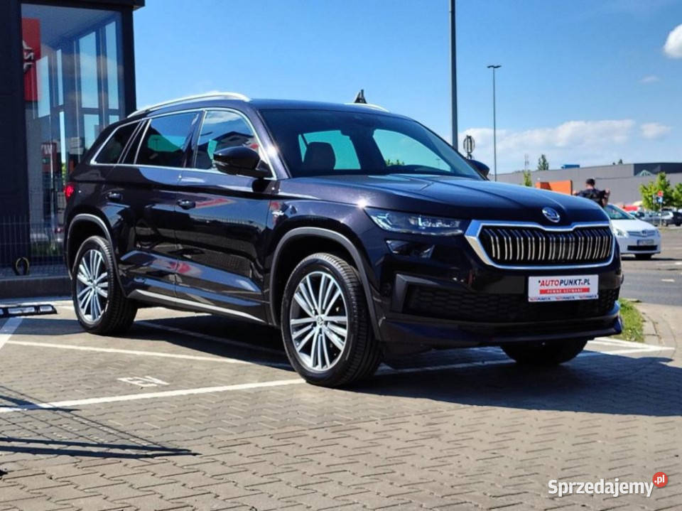 Skoda Kodiaq 2023r 4x4 Szklany dach Ambiente Rok produkcji 2023 Poznań