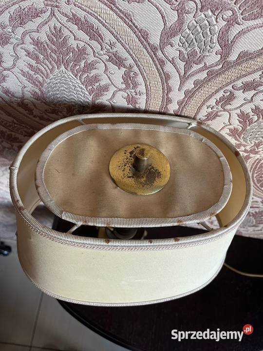 Elegancka lampa stołowa Pszczyna