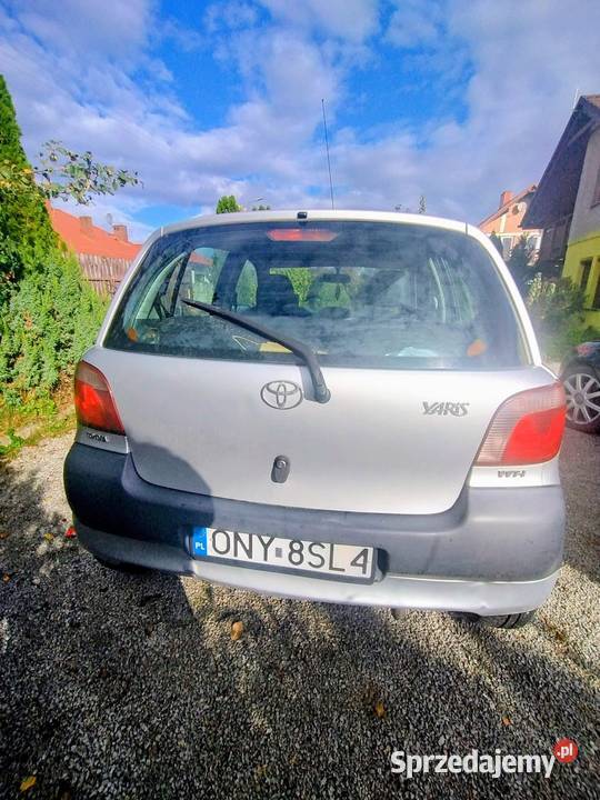 Toyota yaris 5 drzwi benzyna aluminiowe felgi Hajduki Nyskie