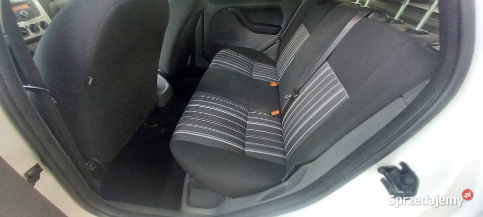 Ford Focus 2009 373000km Kolano