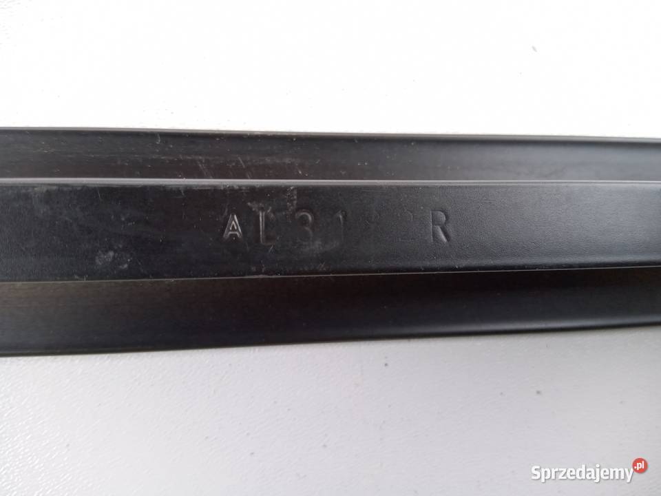 LISTWA DRZWI PRAWA TYŁ CHROM MAZDA CX7 22 D