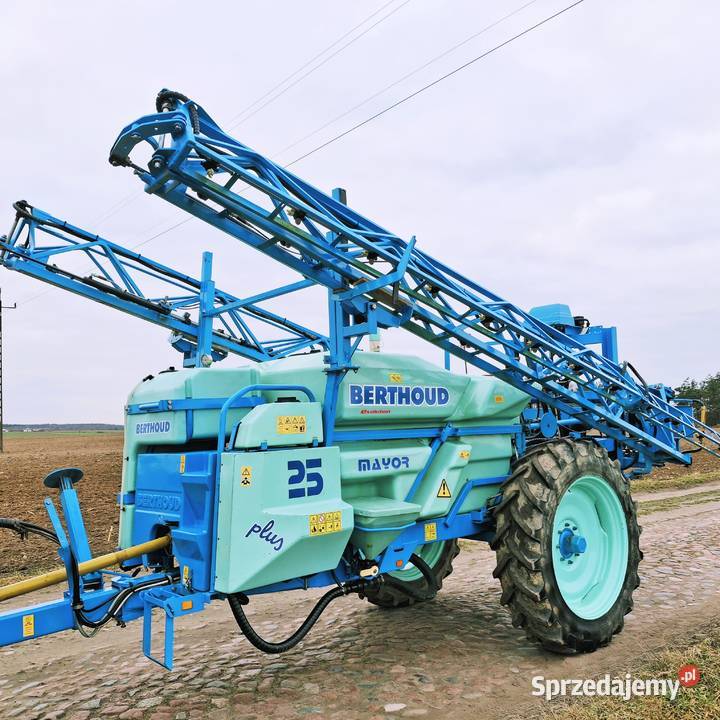 Opryskiwacz Berthoud Mayor 2500l 2421m Arag Strzelno