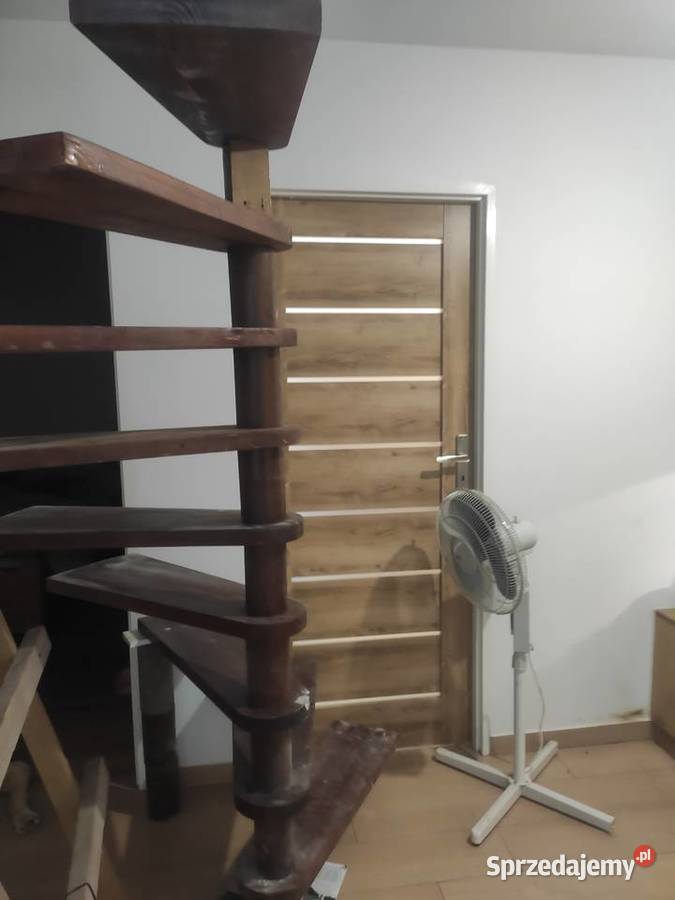 Schody kręcone 25 metra wysokości