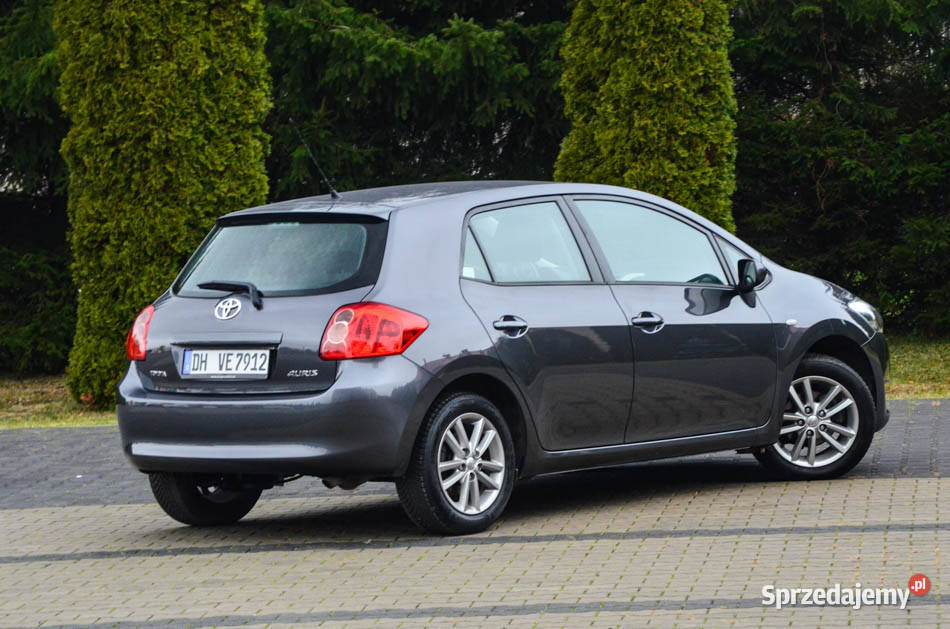 Piękna Toyota Auris Klimatyzacja PDC Alufelgi manualna Ostrów Mazowiecka