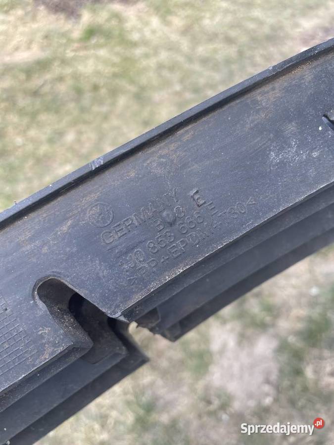 Zaślepka prawa zderzaka vw golf 4 osobowe Ostrołęka