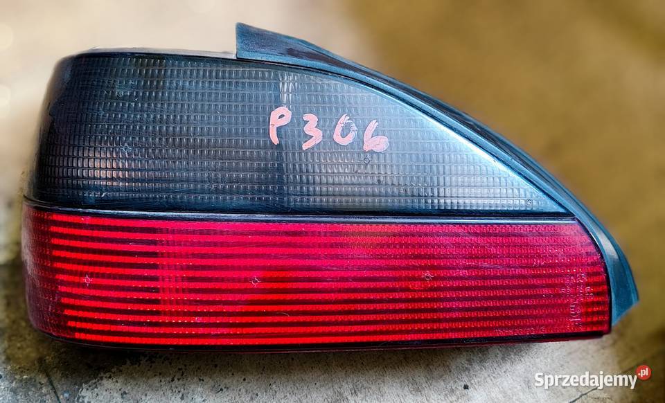 Peugeot 306 Lampa lewy tył osobowe śląskie Żywiec