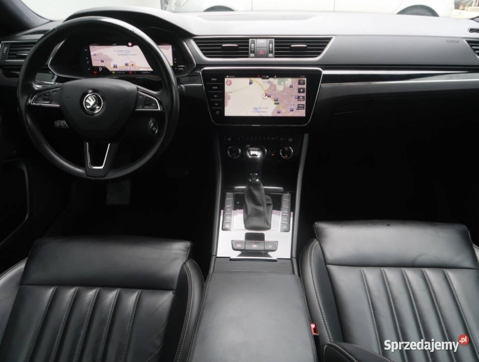 Skoda Superb 20 TDI światła przeciwmgielne Katowice