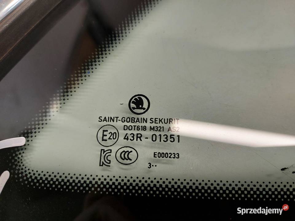 SKODA Enyaq 5LA iV85 Szyba tył prawa 2023 AS2