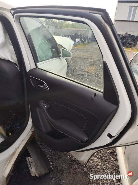 Fotele plus boczki Mercedes w246 Fotele i kanapy Łódź