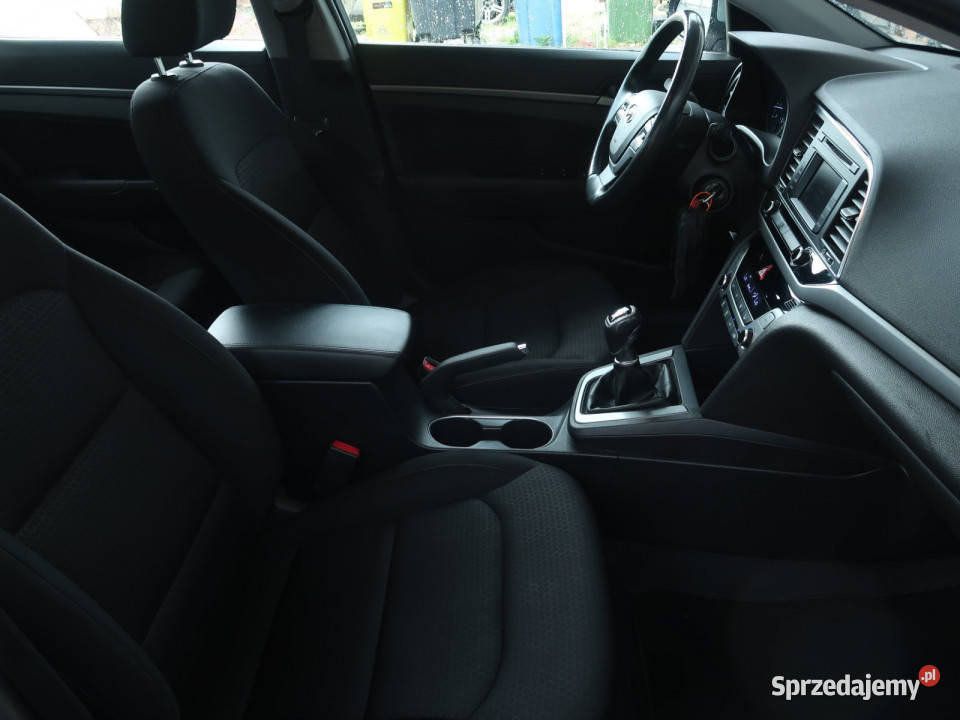 Hyundai Elantra 16 CVVT