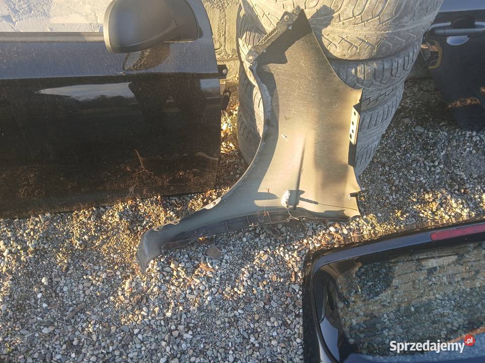 Błotnik przedni prawy Hyundai i20 I lak FR