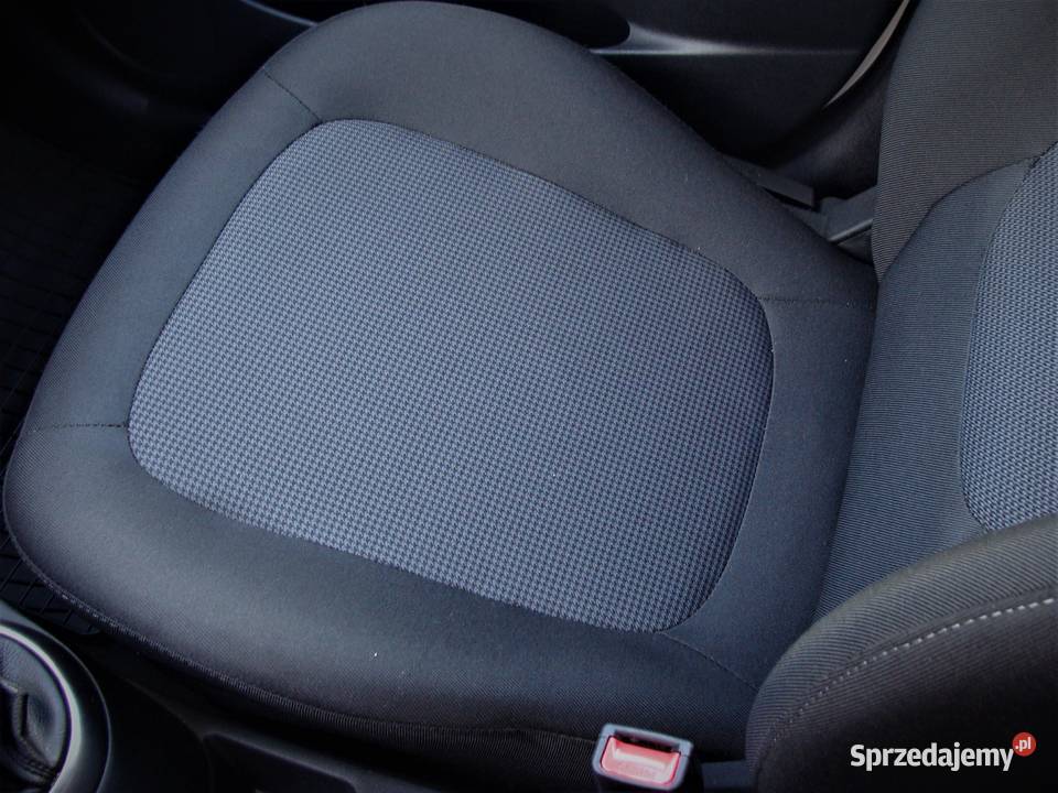 Hyundai i20 12 86 benzyna lift sprowadzony 5 4/5 Radom sprzedam
